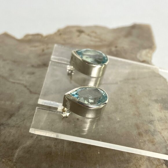 Sterling Silver 925 14K Gold Pear Shaped Chunky Blue Topaz Stud Earrings - Picture 13 of 16